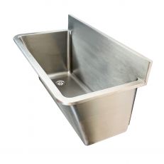 surgeons hand scrub sink